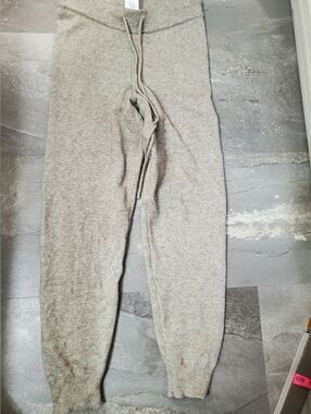 Heartloom "Jaya" Cozy Knit High Rise Jogger Pants. Creamy Light Tan. 27". S.